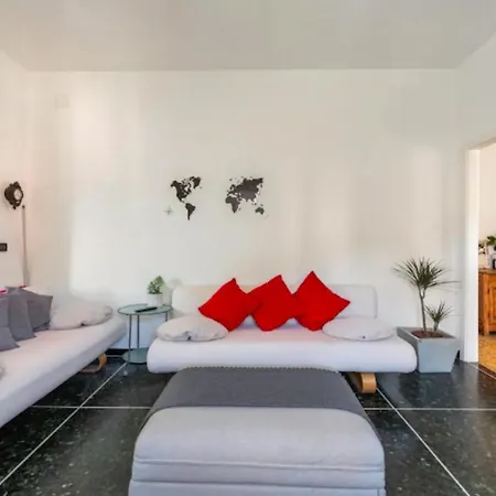 La Casa Sul Fiume *